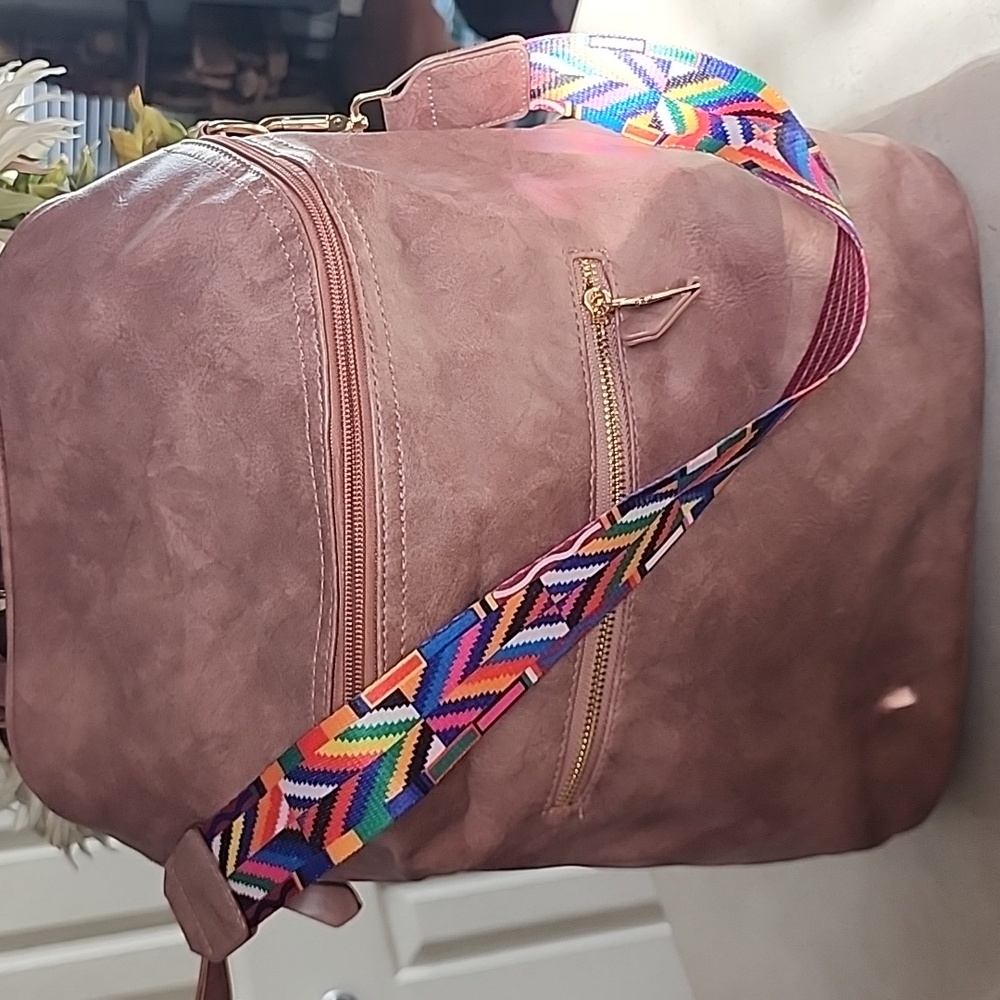 MILANI Convertible Bag Handbag Backpack Guitar Strap. Nwot